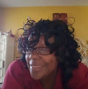 Meet your Posher, Elena